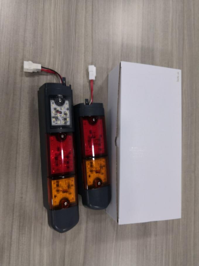 Rear Tail Lamp 48V Toyota رافعة شوكية Parts Tail ضوءs for رافعة شوكية