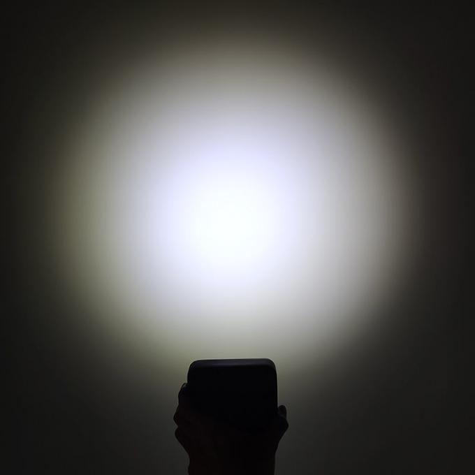Waterproof 12V 24V DC 24W LED Working ضوء Flood Beam