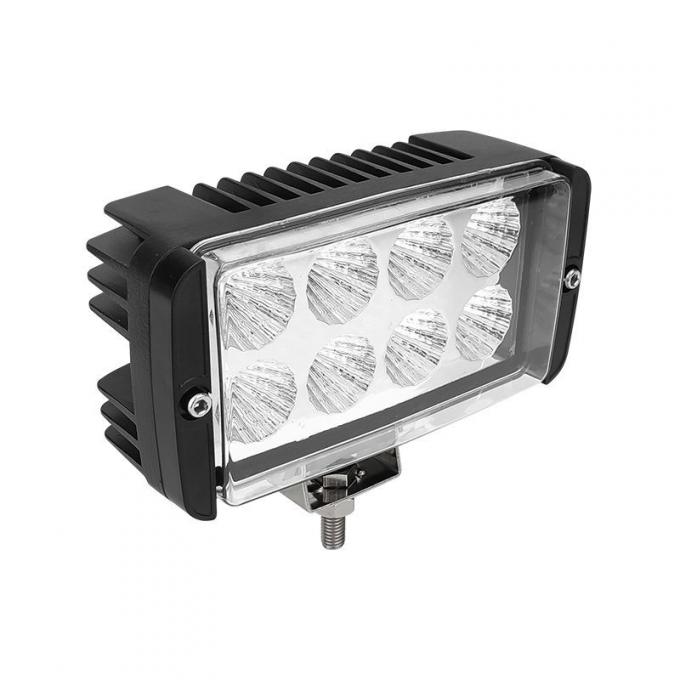 LED Working ضوء 24W Flood Beam 12-24V DC على الطرق الوعرة Trucks Tractor